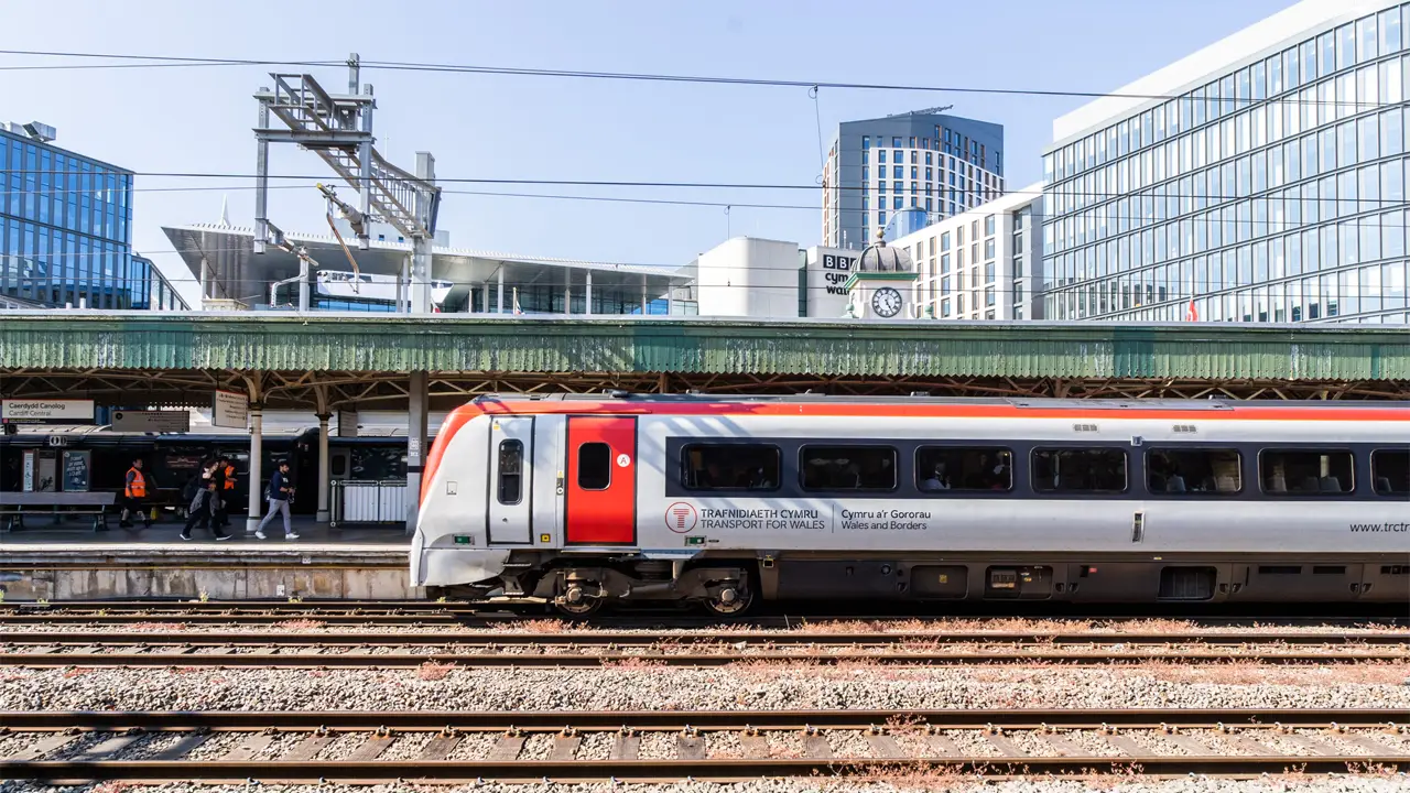 Train at Cardiff Central