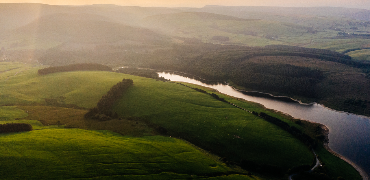 Darganfod Cymru | Discover Wales